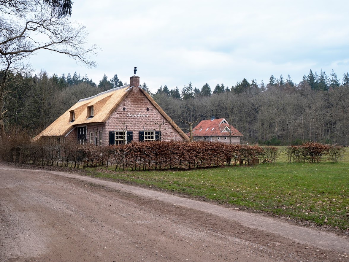 De Huiskamer Pannenkoek Fredeshiem Pannenkoekenboerderij De Huiskamer van Fredeshiem
